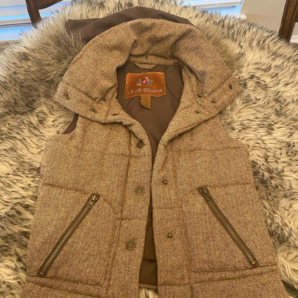 BB Dakota  Puffy Vest